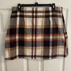Shein brown and tan plaid mini skirt. Size XL/12.